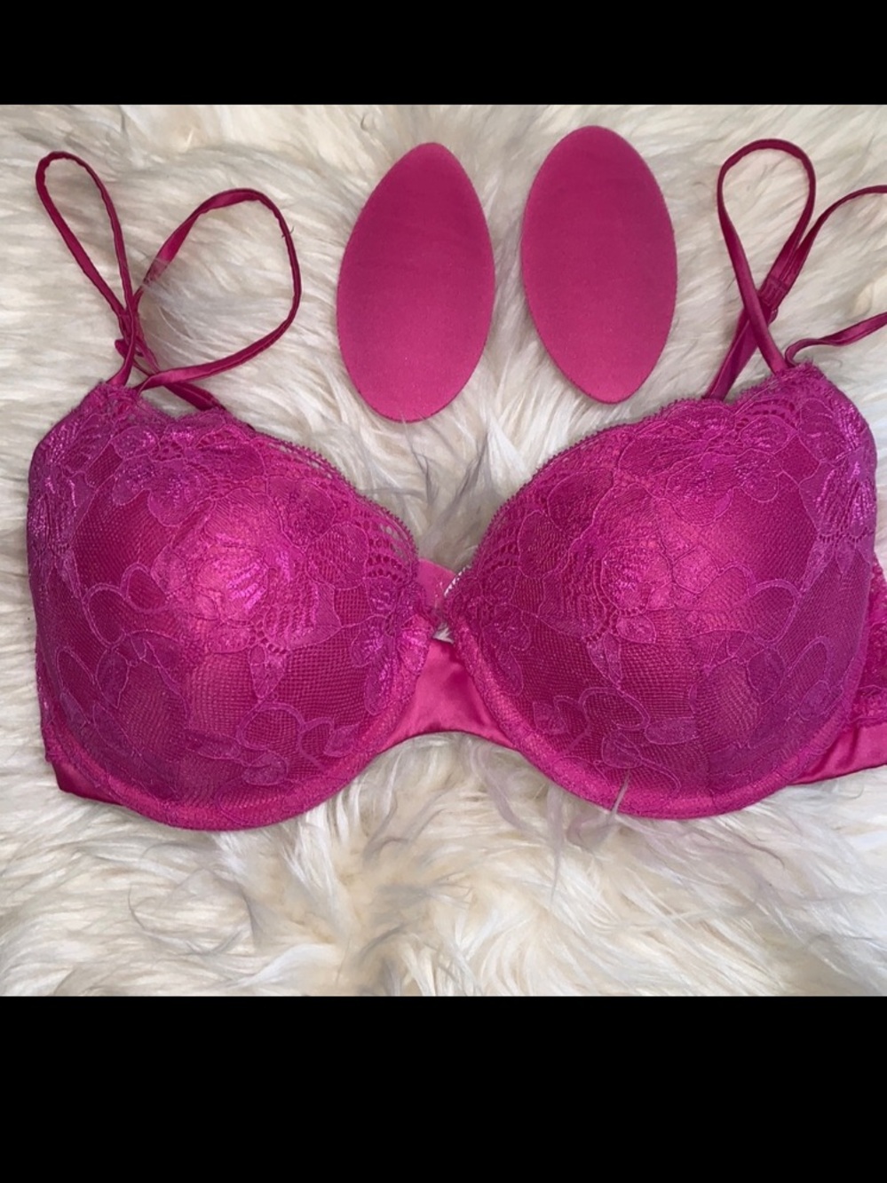 La Senza Hot pink bra with pushup pads.